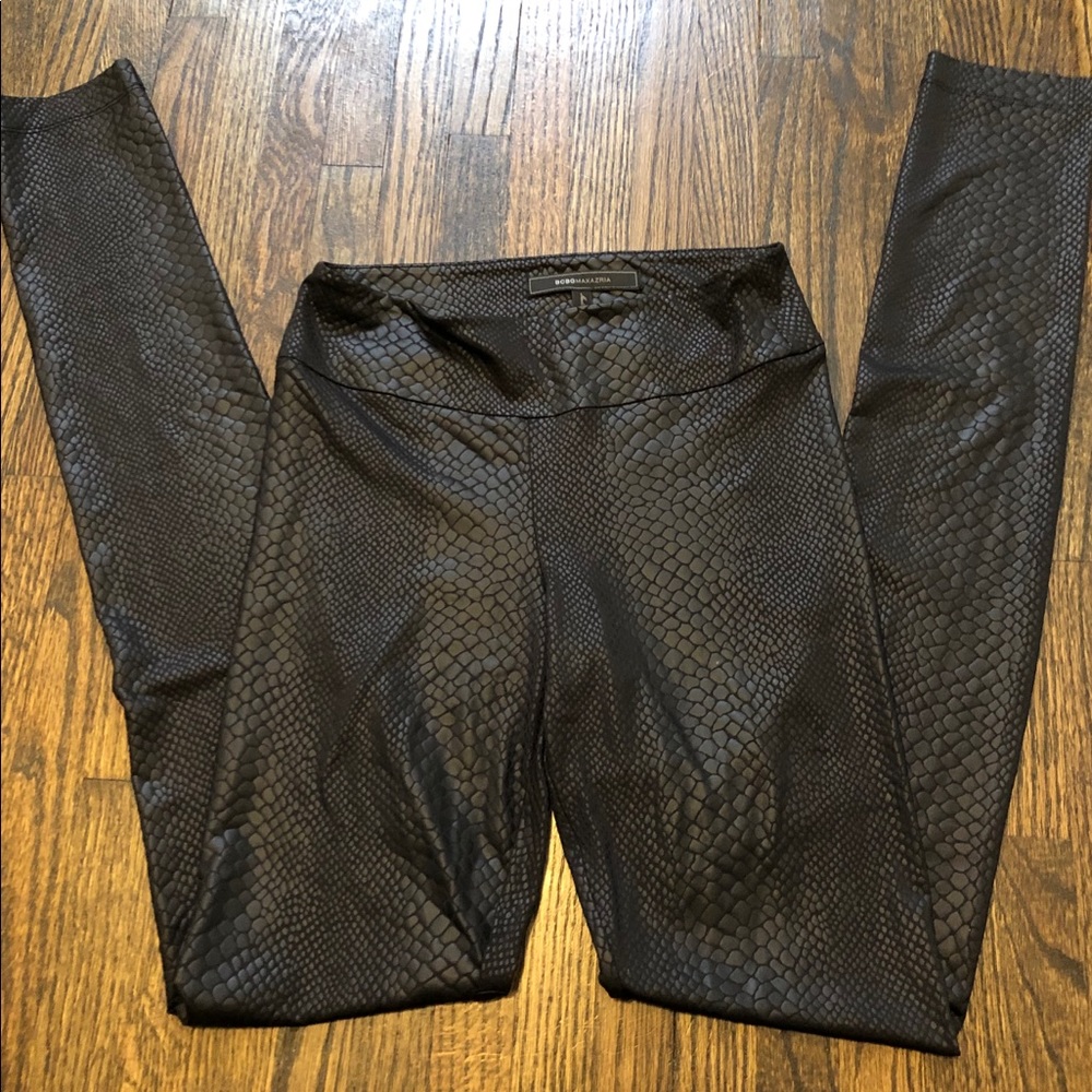 BCBMAXAZRIA snakeskin leather leggings🐍